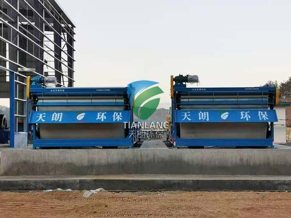 湖北黄冈洗沙泥浆带式压滤机安装现场